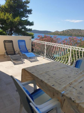 Apartments Galeb